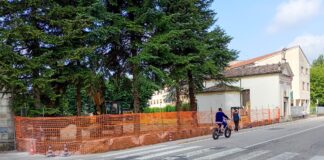 Viale Trento, tra cantieri e promesse: lunedì 9 sopralluogo di Possamai e Spiller. Comitato Albera continua pressing per risposte concrete Tratto viale Trento interessato per allargamento pista e marciapiedi (nel luogo è morto un giovane)