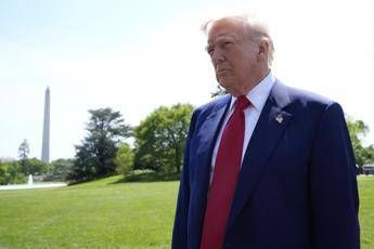Trump, non solo Iran-Israele: da bombe a annunci di tregua, ecco il ‘pacificatore social’
