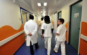 Tumori, Aiom: “Con reti cliniche la sanità fa squadra e il paziente guadagna tempo”