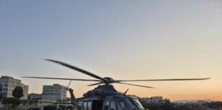 Sardegna, un elicottero del 15° Stormo recupera un uomo in difficoltà su una scogliera