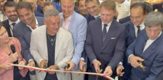 Summer Fancy Food, Baggio inaugura il padiglione italiano con una cassata a forma di stivale