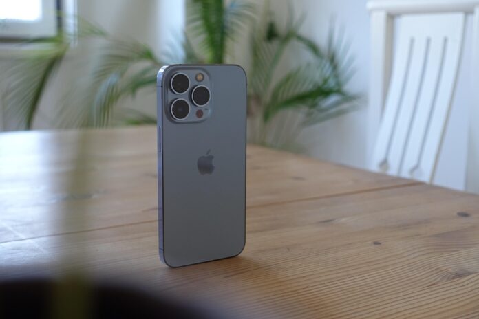 iPhone iPhone