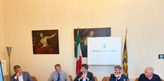 Vicenza. Nuovo Ponte di Debba più largo per far posto a ciclabile e sottoservizi e più costoso. Progetto esecutivo integrato in approvazione presentazione progetto esecutivo Nuovo Ponte di Debba sul Bacchiglione