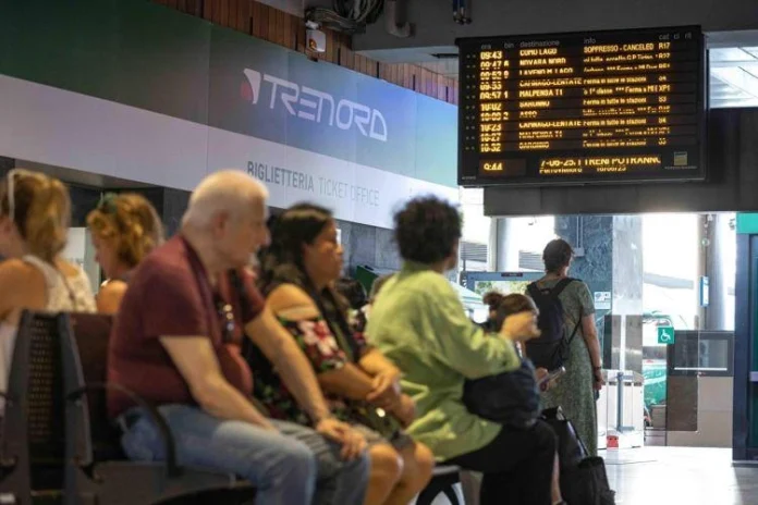 sciopero_treni_passeggeri_attesa_giugno_2025_ipa sciopero trasporti