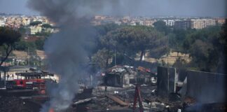 45 feriti per l’esplosione in un distributore a Roma, due sono gravi