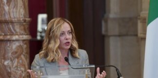 Russia, Meloni “Propaganda per distogliere attenzione da responsabilità”
