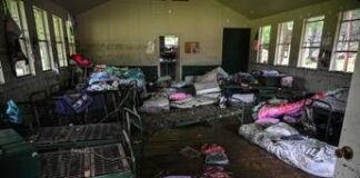 Alluvione Texas, oltre 50 i morti: 15 sono bambini. Si cercano i dispersi