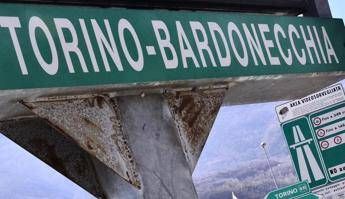 Auto contromano sull’A32, un morto e quattro feriti sulla Torino-Bardonecchia