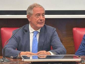 Blue economy, Urso: “Economia del mare comparto trainante del sistema paese”