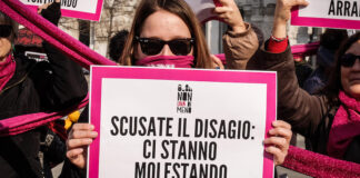 Centri Antiviolenza, Lanzarin annuncia la deroga. Luisetto e Camani (PD): “Vittoria dopo due anni di pressing. Ora serve il testo ufficiale” Centri Antiviolenza, una manifestazione (Ansa/Matteo Corner)