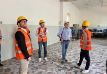 Centro civico Ferrovieri a Vicenza, si lavora sul tetto e sulle facciate. Il sindaco Possamai: “Entro l’anno lavori finiti” sopralluogo centro civico ferrovieri