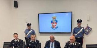 “E’ morto il mio compagno”, ma l’aveva ucciso lei: 63enne arrestata dopo due anni