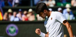 Alcaraz batte Fritz e va in finale a Wimbledon, Sinner in campo con Djokovic