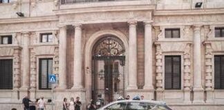 Inchiesta Milano, la rabbia degli inquilini: “Soldi già investiti ma cantieri bloccati, vogliamo risposte”