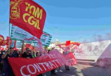 Gambellara, i lavoratori di Ebara Pumps bloccano la SR11, FIOM trentina e vicentina con FIM Vicenza: “Salari dignitosi, non tagli” Lavoratori Ebara Pumps di Gambellara lungo strada regionale 11