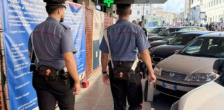 Roma, donna colta da un malore in un bar: i Carabinieri le salvano la vita