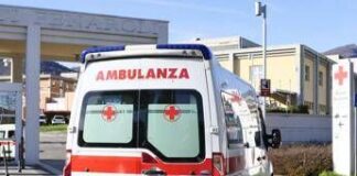 Firenze, 17enne in gita scolastica accusa un malore e muore