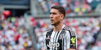 Milan, pista Vlahovic per l’attacco: contatti con la Juventus