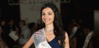 Miss Venice Beach 2025: la vicentina di Montebello Vicentino Claudia Cavaliere conquista la finale a Rosolina Mare Miss Venice Beach 2025, la vicentina Claudia Cavaliere (ph Fabio Beretta)