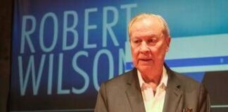 Morto Bob Wilson, addio al regista visionario della scena contemporanea