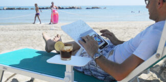 4 attività da svolgere sotto l’ombrellone Ombrellone e le attività da fare