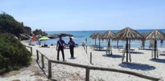 Oristano, mandibola umana trovata in spiaggia: l’allarme a Torre dei Corsari