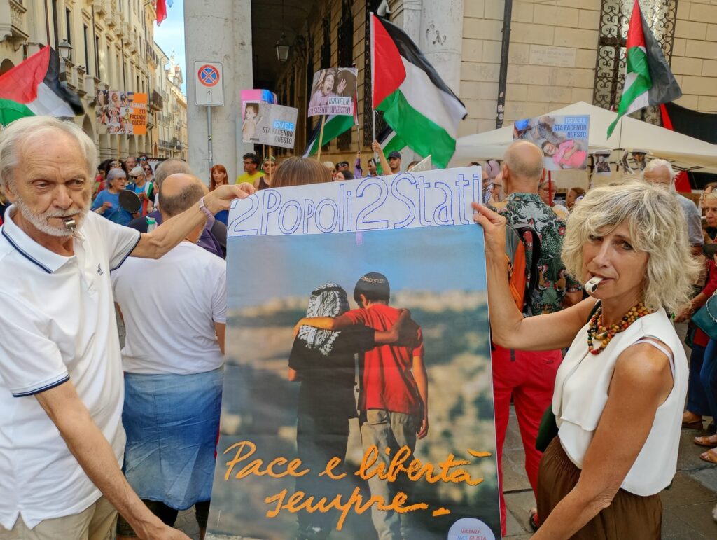 Giovanni Rolando e la vice sindaca Isabella Sala "armano" i fischietti per “disertare il silenzio” sul dramma di Gaza