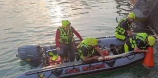 Pavia, trovato il corpo del 16enne scomparso nel Po Pavia, trovato il corpo del 16enne scomparso nel Po