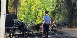 Roma, a fuoco un altro chiosco: bruciato lo ‘Sponda Montesacro’