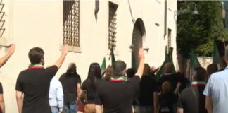 Scontro sulla memoria del 7 luglio a Schio: due visioni opposte in vista dell’anniversario dell’Eccidio Saluto romano di aderenti al Raggruppamento Nazionale Combattenti e Reduci RSI – RSI Continuità Ideale in occasione del ricordo dell'eccidio di Schio