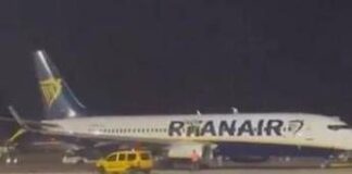 Spagna, incendio su volo Ryanair a Maiorca: 18 feriti lievi – Video