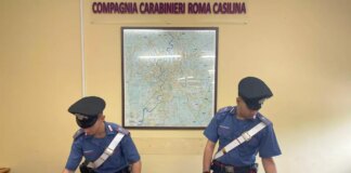 Roma, a Tor Tre Teste sequestrati 6kg di droga insieme a soldi e ad una pistola
