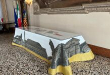 Nuovo arazzo in Sala degli Stucchi a Vicenza regalato dalla Fondazione Bonotto arazzo sala stucchi vicenza