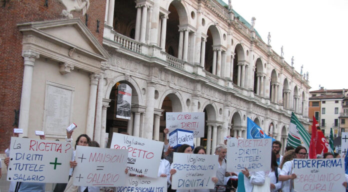 Farmacisti privati del Veneto in sciopero il 6 novembre, Cgil Cisl Uil: “Serve un contratto che riconosca la dignità del lavoro” farmacisti protestano a Vicenza per il ccnl