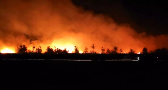 incendio-Tazirbu-libia