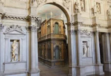 Turisti feriti dopo caduta al Teatro Olimpico: avviate verifiche e indagini sulla sicurezza teatro olimpico di vicenza
