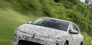 Kia EV4 dimostra la sua resistenza con test durata e batteria ai vertici