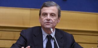 Regionali, Calenda “Nessun sostegno al PD se cede a programmi M5S”