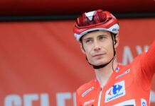 La UAE Emirates vince la cronosquadre della quinta tappa della Vuelta, Vingegaard torna in maglia rossa