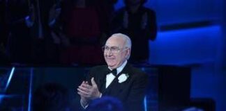 “Addio al più grande”, da Bruno Vespa a Simona Ventura: la tv saluta Pippo Baudo