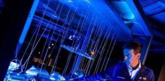 BMW accelera sull’elettrico: a Steyr parte la produzione dei motori Gen6 per la Neue Klasse