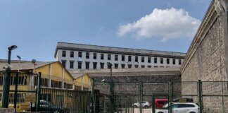 Napoli, catturati i due detenuti evasi dal carcere di Poggioreale