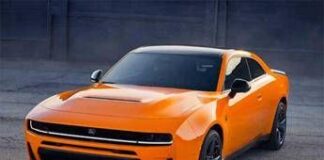Dodge Charger Scat Pack 2025: turbo e trazione integrale