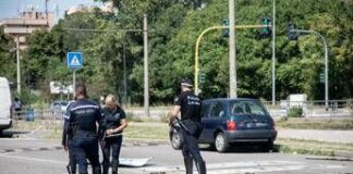 Donna travolta e uccisa da auto rubata a Milano, fermati 4 minorenni