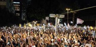 Gaza, Netanyahu non parla di tregua: avanti offensiva. A Tel Aviv 350mila in piazza per gli ostaggi