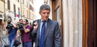 Andrea Martella (PD) fa i primi passi da candidato sindaco: in Senato suo disegno di legge per uno statuto speciale per Venezia Il senatore veneziano del PD Andrea Martella