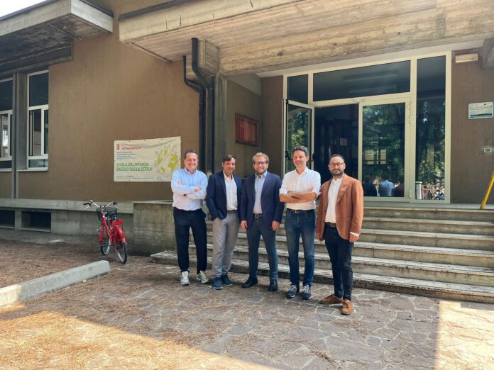 Il+sopralluogo+alla+scuola+Dalla++Scola nuovi infissi scuola Dalla Scola