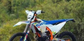 KTM svela la gamma EXC 6DAYS 2026