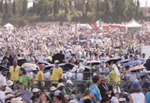 “Come se fossimo uno”: emozioni da Tor Vergata con un milione di giovani e il Papa. Sogno o son desto? La folla dei giovani a Tor Vergata