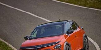 Lancia Ypsilon HF elettrica: potenza e sportività in 280 CV a zero emissioni